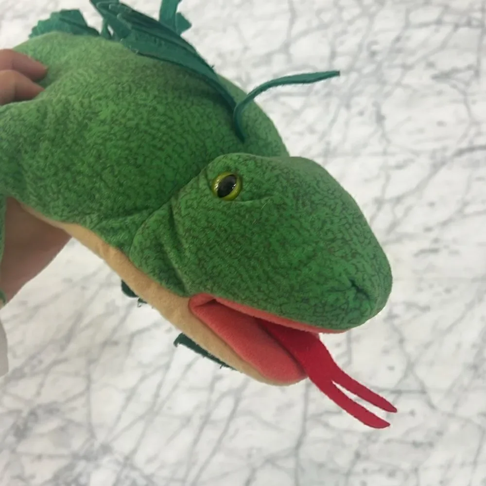 Folkmanis Furry Folk Lizard Iguana Hand Puppet Folktails Gecko Full Body